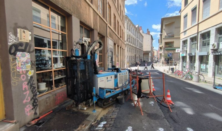 Utilisation d&#039;une machine à mât court en milieu urbain