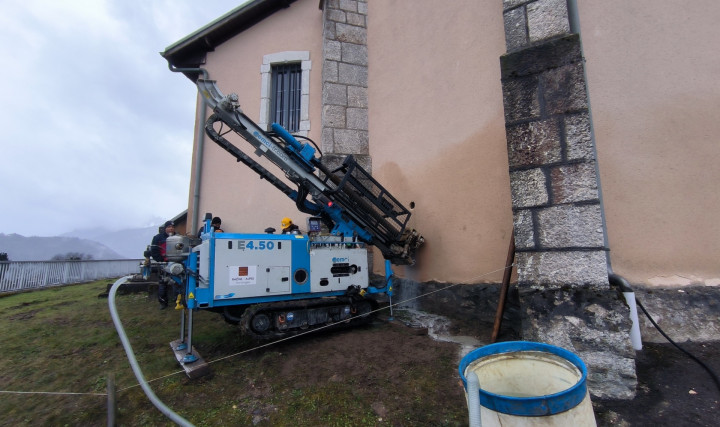 Carottage pour contrôle de maçonnerie à Vinzier (74)